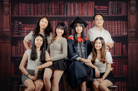 5Edit_20250701 Graduation Studio Portrait - PeiYin_092